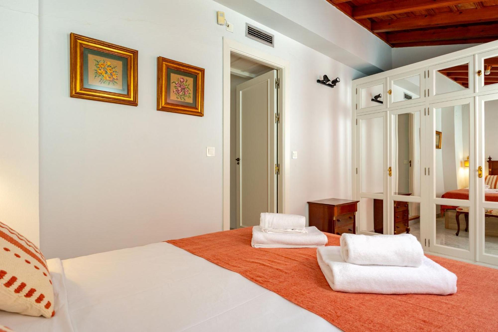 Villa Romana Kindly Apartment Seville Exterior photo